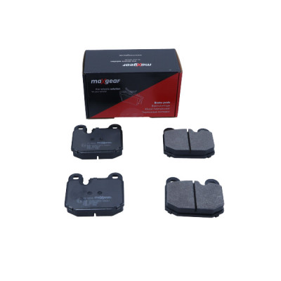 MAXGEAR KLOCKI HAMULCOWE BMW PRZÓD E30 82-84