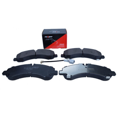 MAXGEAR KLOCKI HAMULCOWE MITSUBISHI PRZÓD CANTER 3,0D 05-10