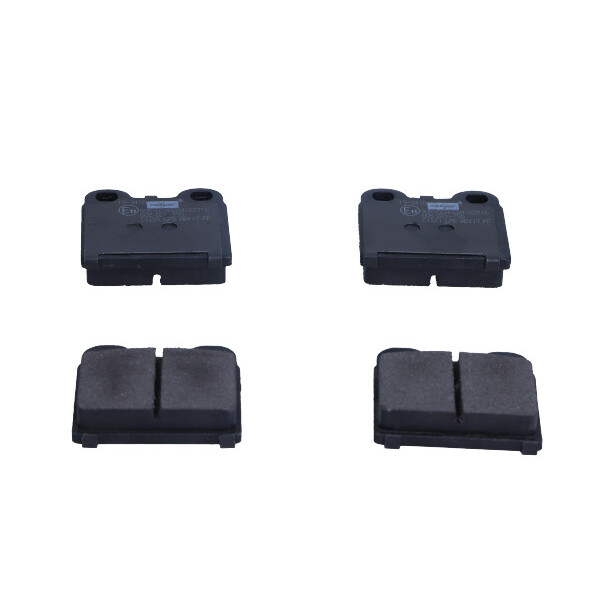 MAXGEAR KLOCKI HAMULCOWE ALFA TYŁ GIULIA/GT/SPIDER/SAAB 900/GARBUS 63-93